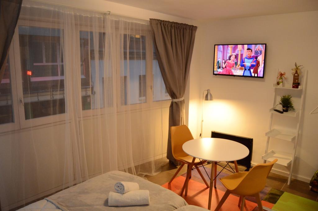 Tarragona Suites Marquesa Экстерьер фото